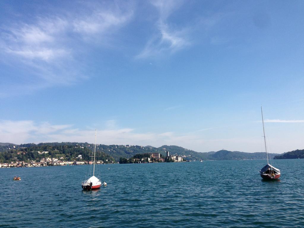 Emy Lake Orta ペッラ エクステリア 写真