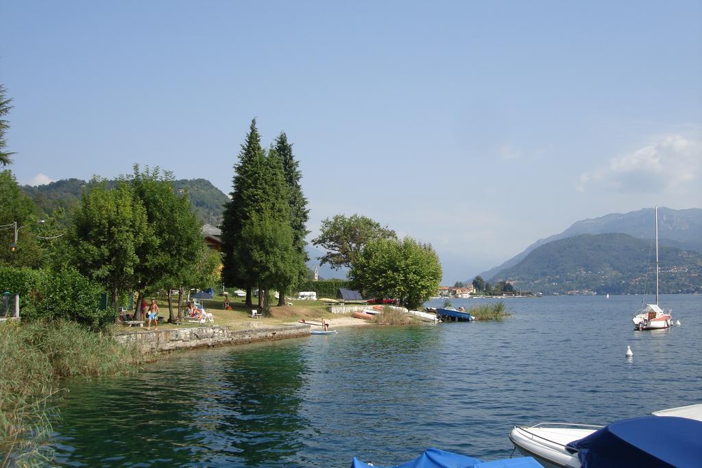 Emy Lake Orta ペッラ エクステリア 写真
